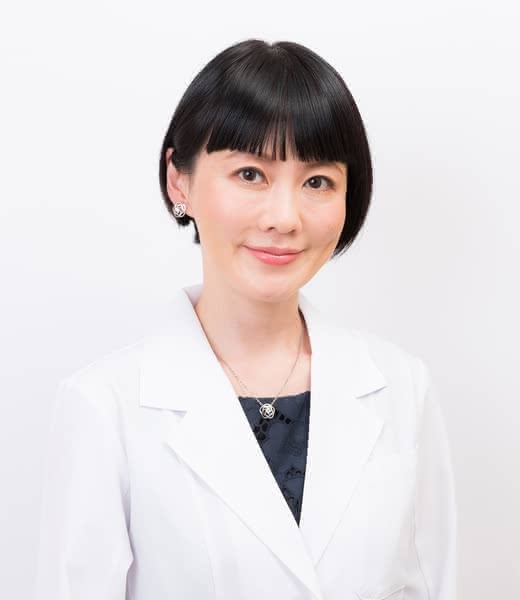 美容皮膚科医の矢加部先生